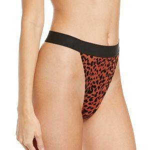 KILO BRAVA
Flocked Mesh Thong